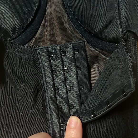 Vintage Victorias Secret Black and Gold Corset set - Picture 7 of 10